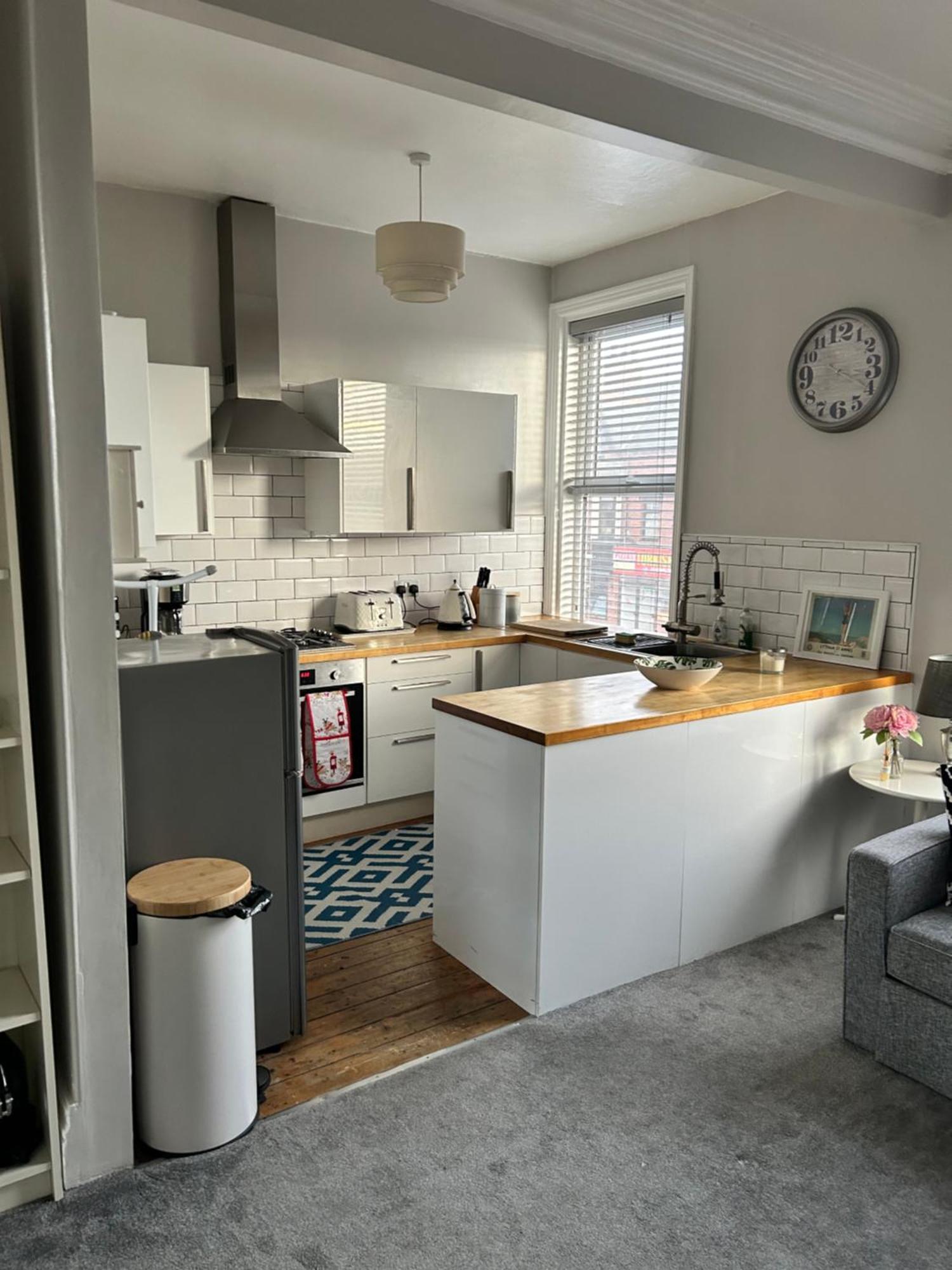 1 Bedroom Spacious Apartment ลิธึม เซนต์ แอนน์ส ภายนอก รูปภาพ